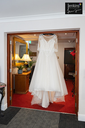 1-Ffion-Mathew-wedding-z