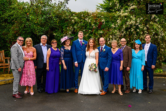 389 Lizzie & Peter_wedding-z