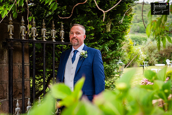 Leanne & Richard 69_-z