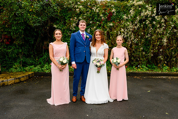 401 Lizzie & Peter_wedding-z