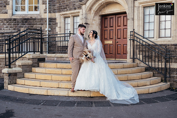 390- Nic & Beth-z