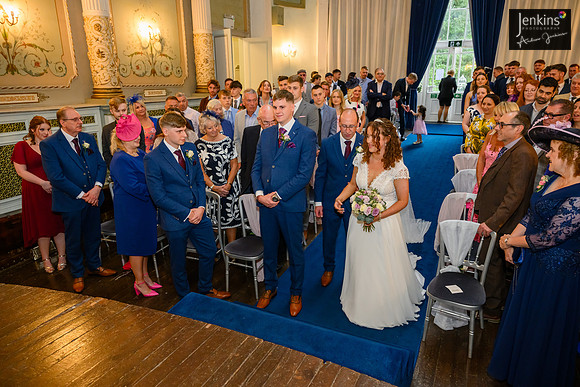 181 Lizzie & Peter_wedding-z