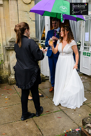 279 Lizzie & Peter_wedding-z