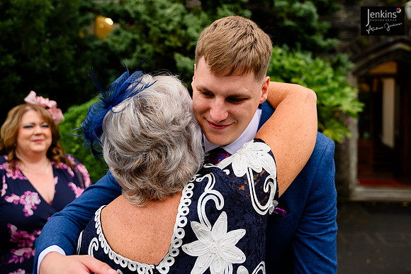 051 Lizzie & Peter_wedding-z