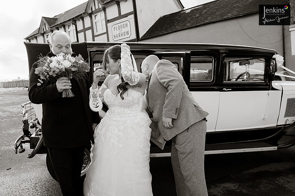 192- Holly & Leon-z