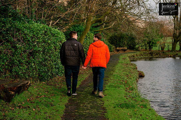 050_Jonathan & Jamie-z