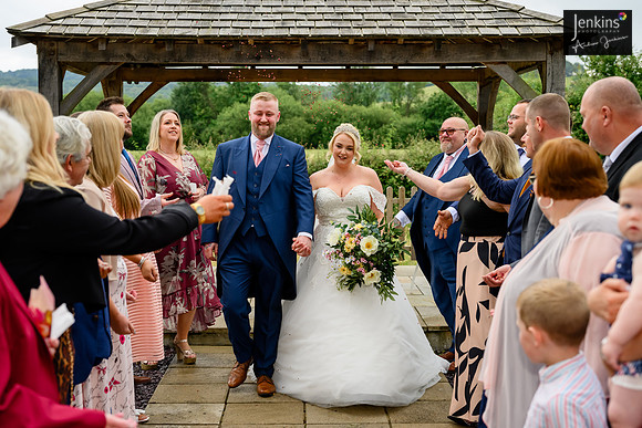 414- Megan & Danny- The-Plough-Hotel_