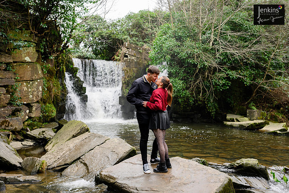31- Holly & Leon-z