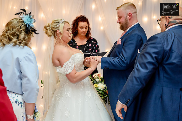 298- Megan & Danny- The-Plough-Hotel_