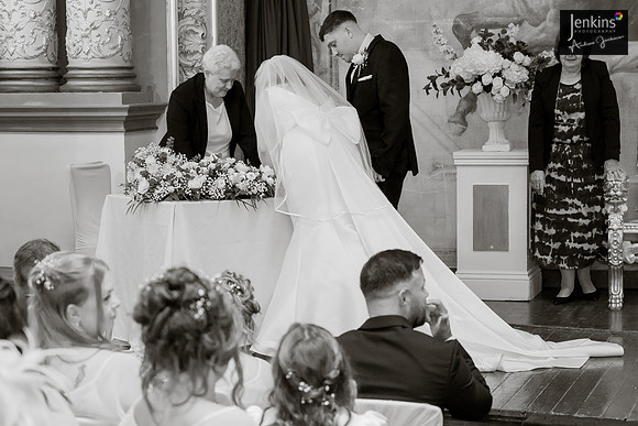 373 Zara & Mathew_wedding-z