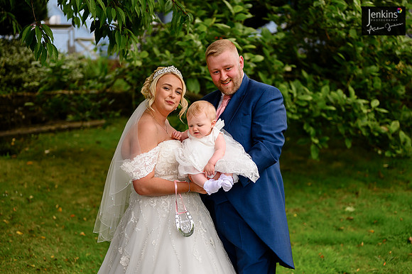557- Megan & Danny- The-Plough-Hotel_