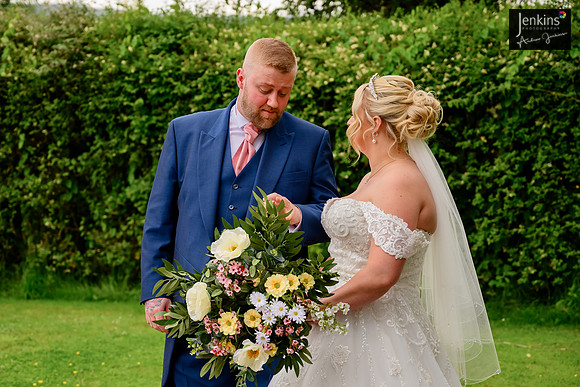 512- Megan & Danny- The-Plough-Hotel_