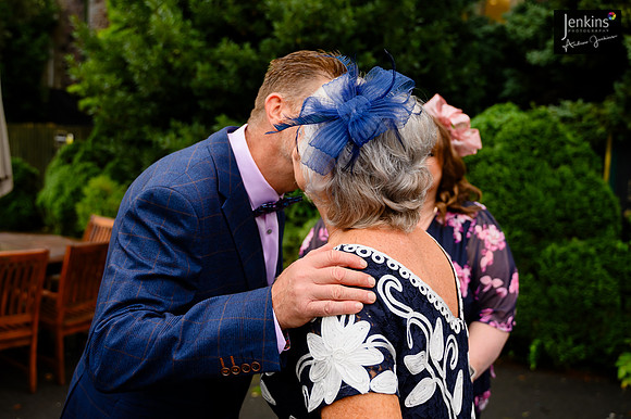 048 Lizzie & Peter_wedding-z