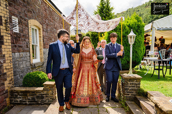 257- Alison & Girish - wedding-z