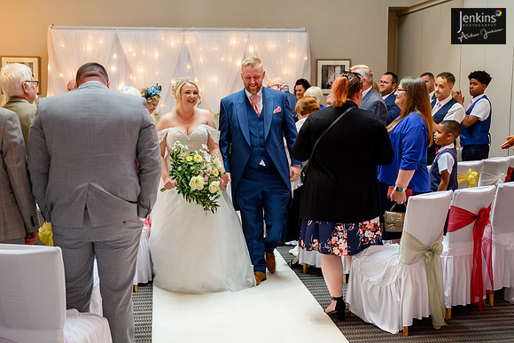 376- Megan & Danny- The-Plough-Hotel_