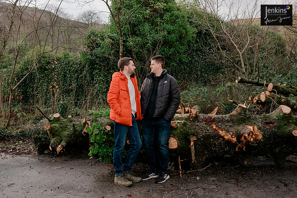 076_Jonathan & Jamie-z