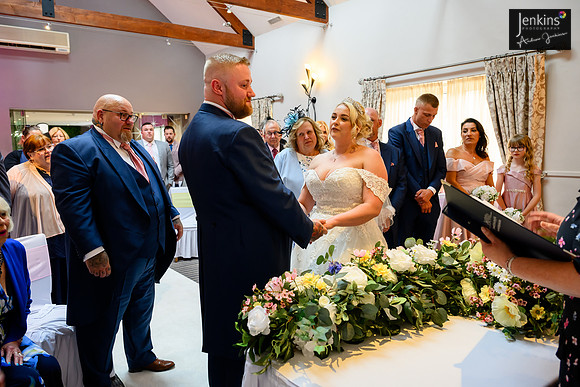 290- Megan & Danny- The-Plough-Hotel_
