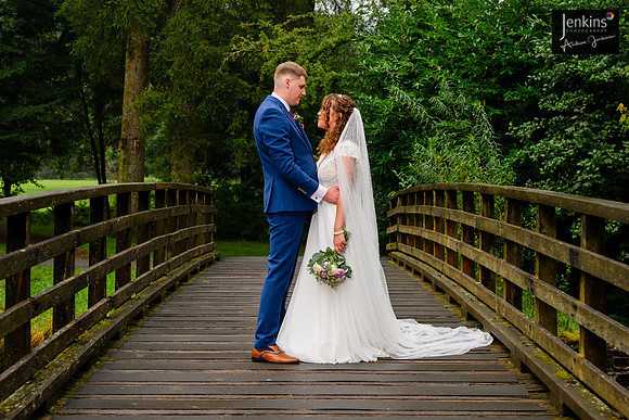 311 Lizzie & Peter_wedding-z