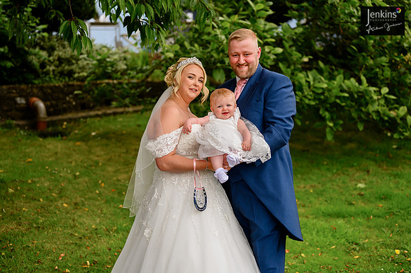 563- Megan & Danny- The-Plough-Hotel_