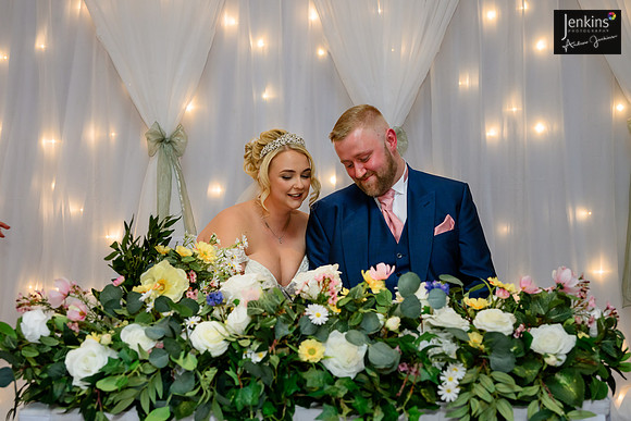 330- Megan & Danny- The-Plough-Hotel_