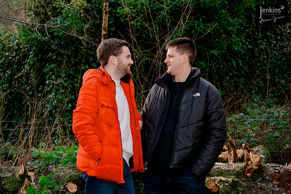 077_Jonathan & Jamie-z