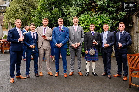 057 Lizzie & Peter_wedding-z