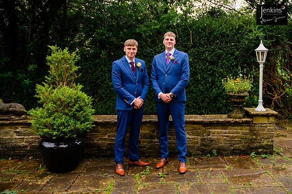 028 Lizzie & Peter_wedding-z