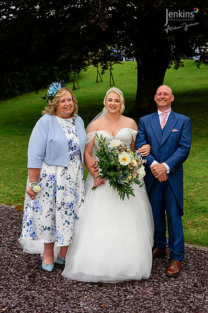 464- Megan & Danny- The-Plough-Hotel_