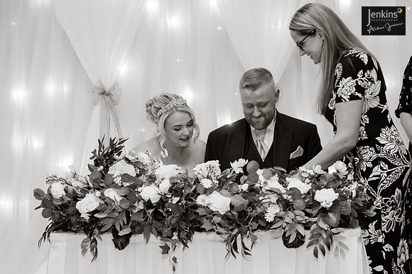 316- Megan & Danny- The-Plough-Hotel_