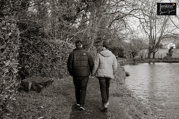049_Jonathan & Jamie-z