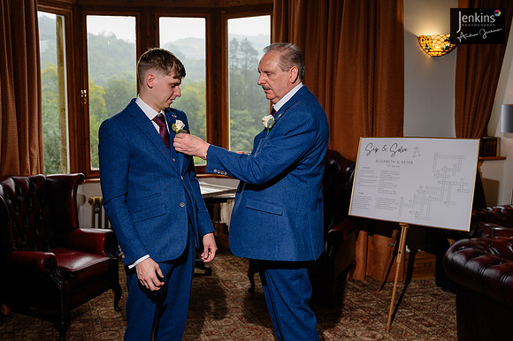 015 Lizzie & Peter_wedding-z