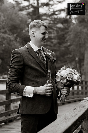 325 Lizzie & Peter_wedding-z