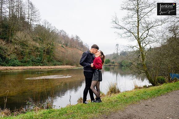 24- Holly & Leon-z