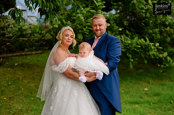 552- Megan & Danny- The-Plough-Hotel_