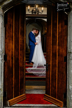 329 Lizzie & Peter_wedding-z