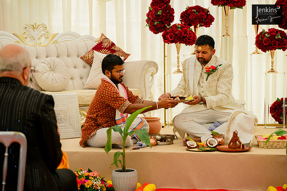 213- Alison & Girish - wedding-z