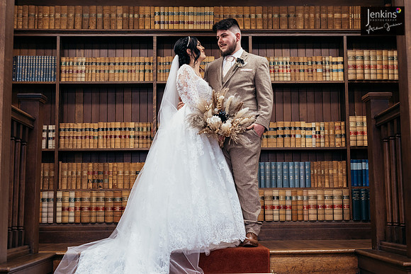 293- Nic & Beth-z