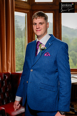 020 Lizzie & Peter_wedding-z
