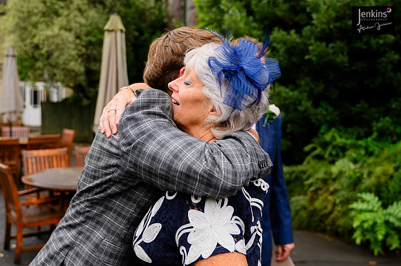 049 Lizzie & Peter_wedding-z