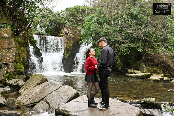 35- Holly & Leon-z