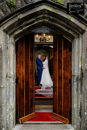 327 Lizzie & Peter_wedding-z