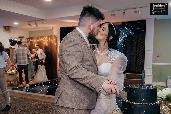 508- Nic & Beth-z