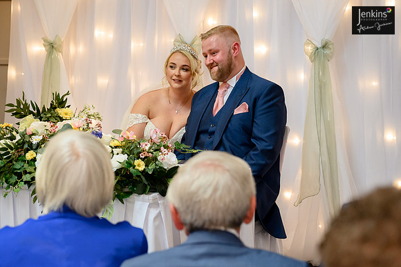 326- Megan & Danny- The-Plough-Hotel_