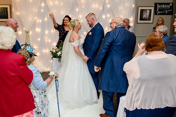 309- Megan & Danny- The-Plough-Hotel_