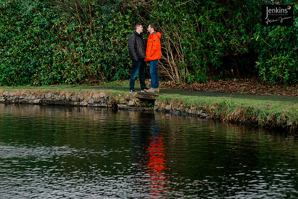 068_Jonathan & Jamie-z