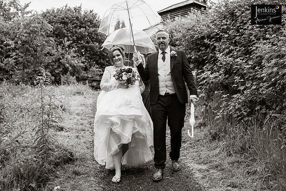 Leanne & Richard 568_-z