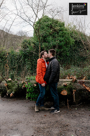 082_Jonathan & Jamie-z