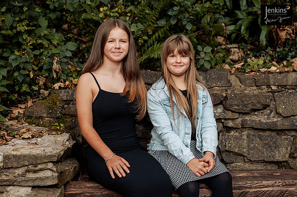 147_Sarah & Sian-z