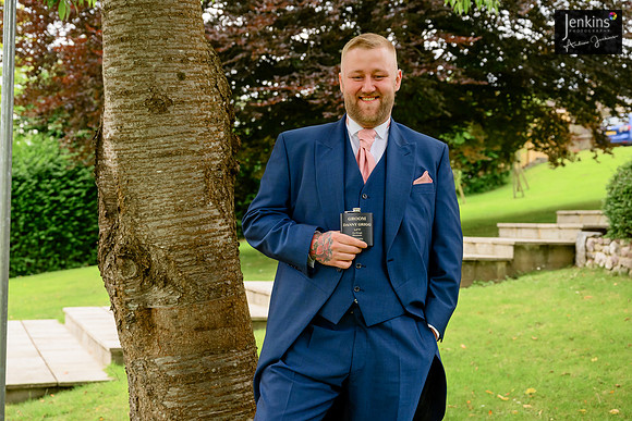 085- Megan & Danny- The-Plough-Hotel_