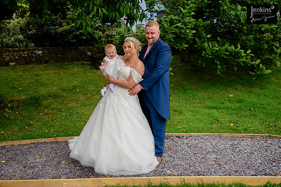 574- Megan & Danny- The-Plough-Hotel_